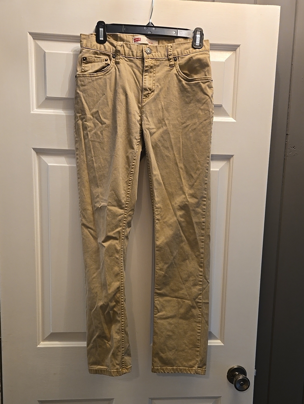 Levi's 511 Slim Chinos in Khaki Tan